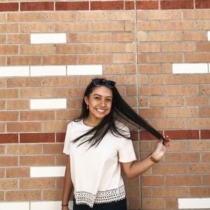 Meet your Posher, Abbey